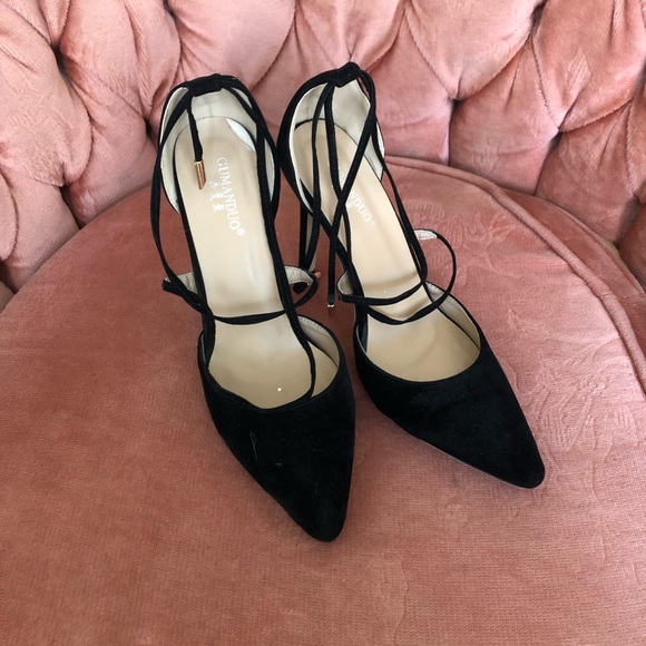 👠 Woman Black High Heels With Stripes 👠 - Picture 2 of 6